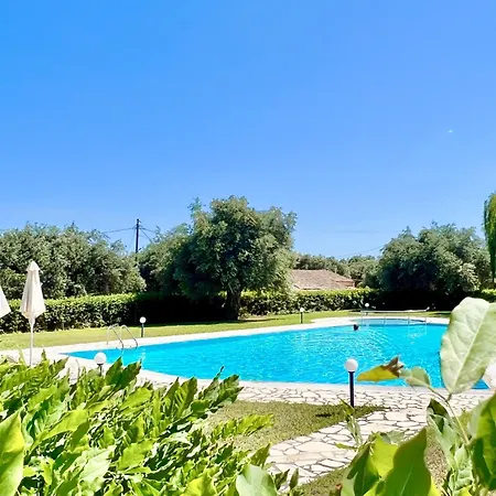 Villa Beta Minivilla By Dadovillas Barbáti