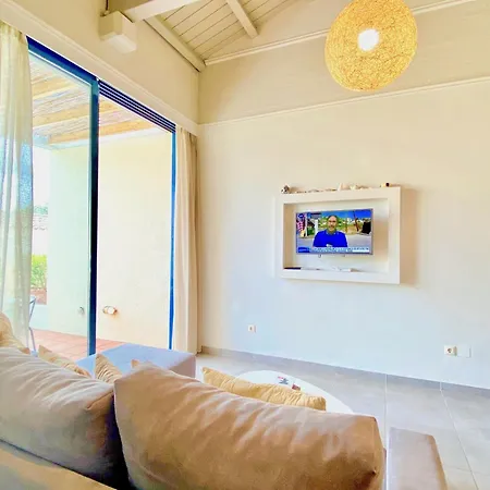 Beta Minivilla By Dadovillas Barbáti